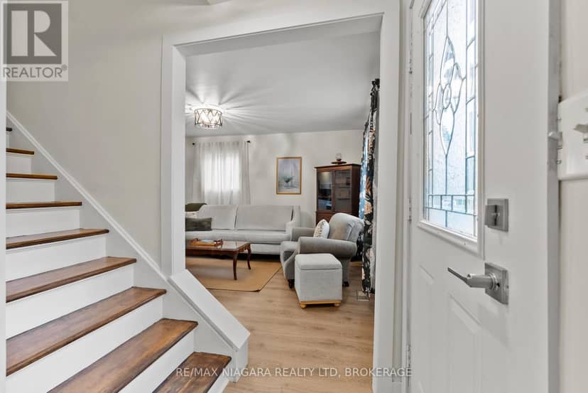 3 Osborne Street — photo 12 of 40
