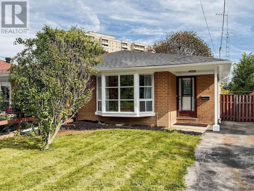 219 Lynedock Crescent — photo 38 of 40