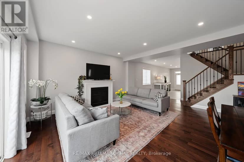 36 Lowry Court — photo 11 of 40
