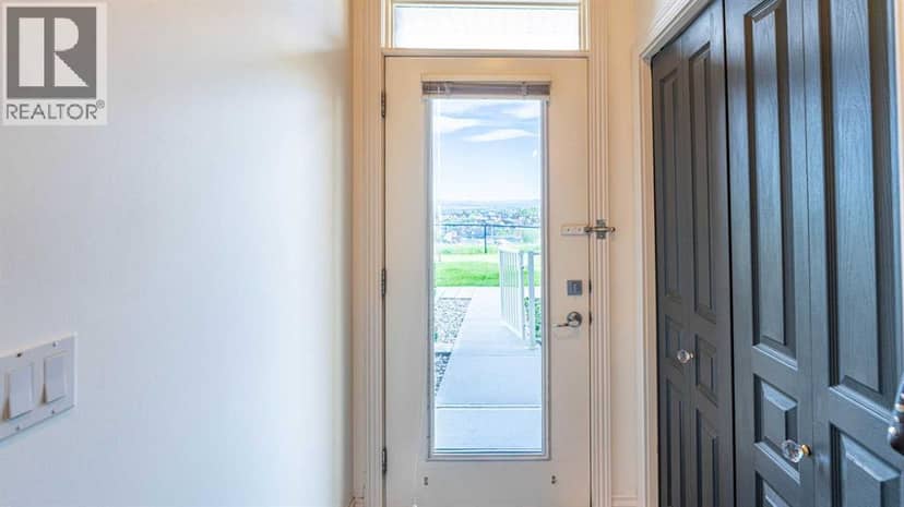 1, 169 Rockyledge View NW — photo 9 of 29