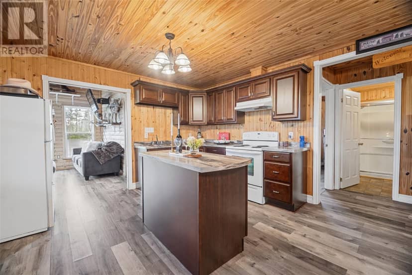 324 Hodgewater Line — photo 5 of 26