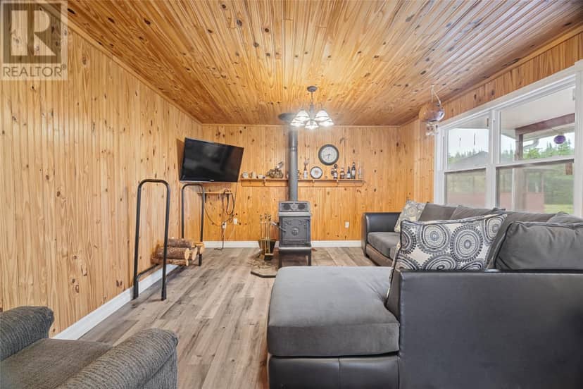 324 Hodgewater Line — photo 7 of 26