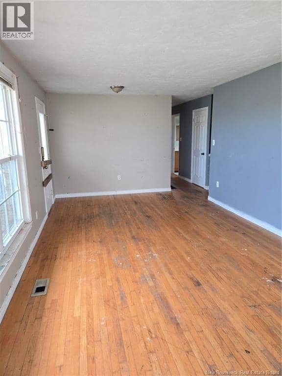 9522 Main Street — photo 12 of 18