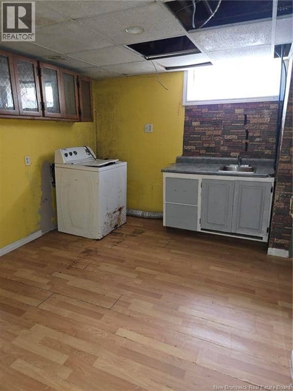 9522 Main Street — photo 15 of 18
