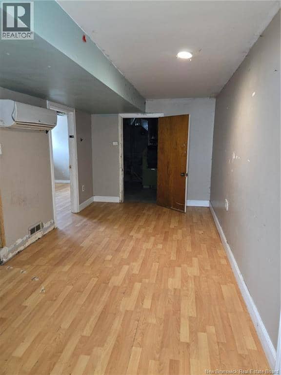 9522 Main Street — photo 17 of 18