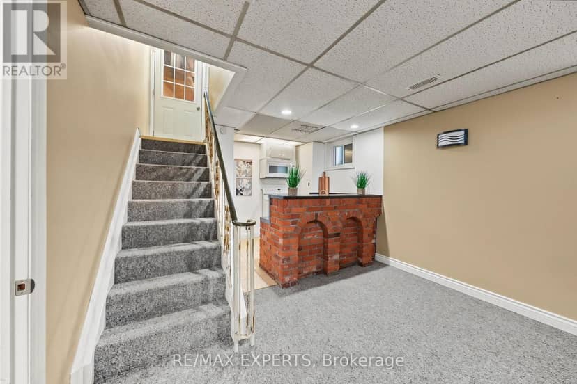 79 Olive Street — photo 23 of 40