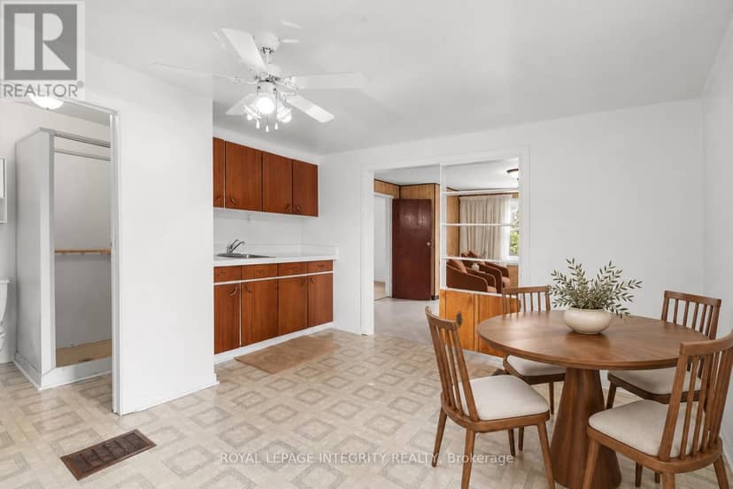 1081 Kenaston Street — photo 37 of 40