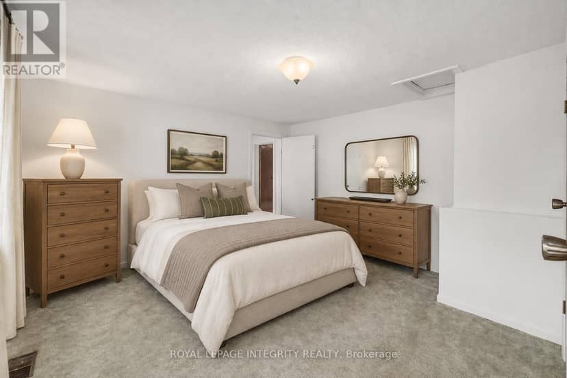 1081 Kenaston Street — photo 30 of 40