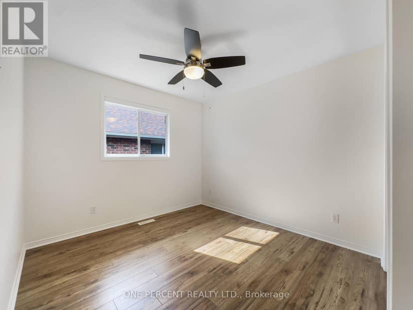 25 Hickory Grove — photo 26 of 40