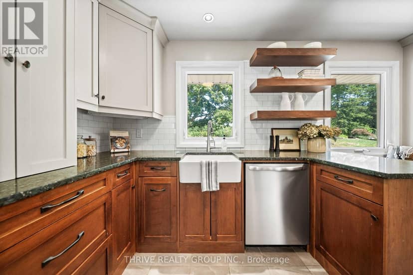 85 Bloomfield Drive — photo 14 of 40