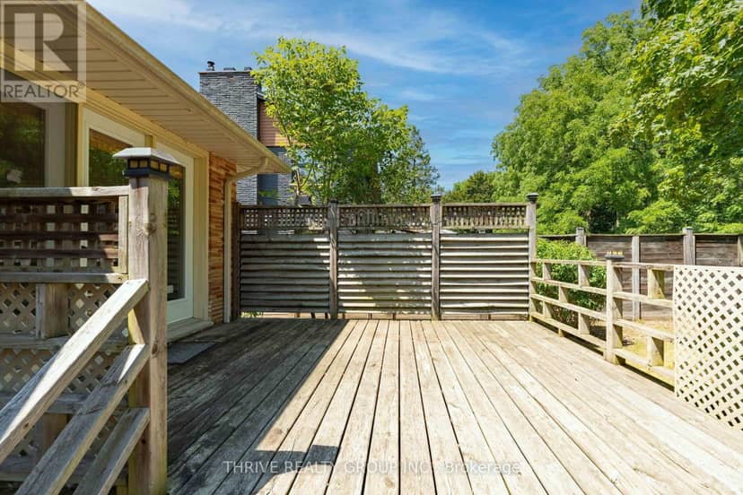 85 Bloomfield Drive — photo 32 of 40