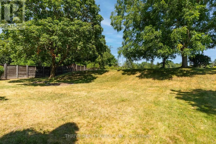 85 Bloomfield Drive — photo 34 of 40