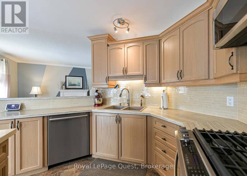 4662 Zachary Crescent — photo 27 of 40