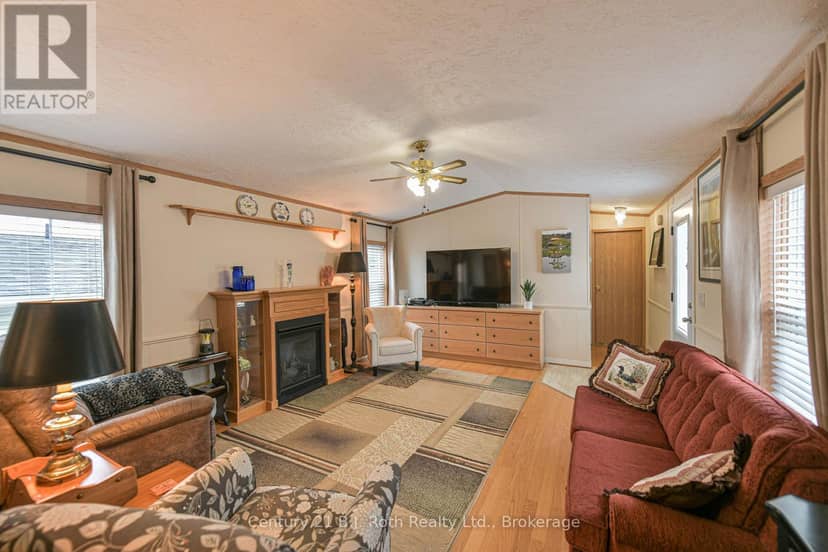 4128 Haines Street — photo 9 of 38