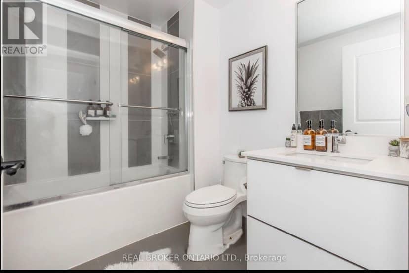 146 - 415 Sea Ray Avenue — photo 9 of 24