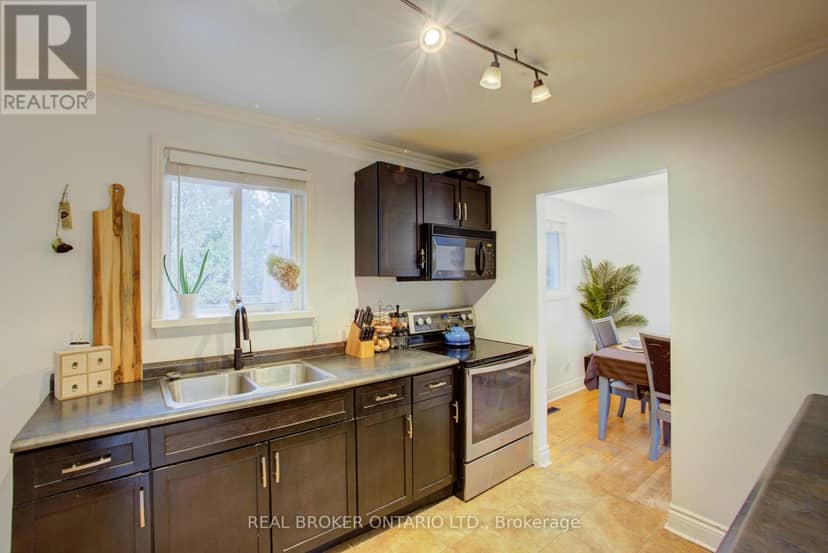 124 Muriel Street — photo 13 of 35