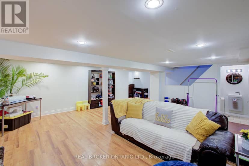 124 Muriel Street — photo 23 of 35