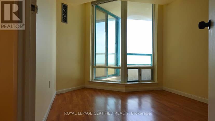 1806 - 550 Webb Drive — photo 14 of 26