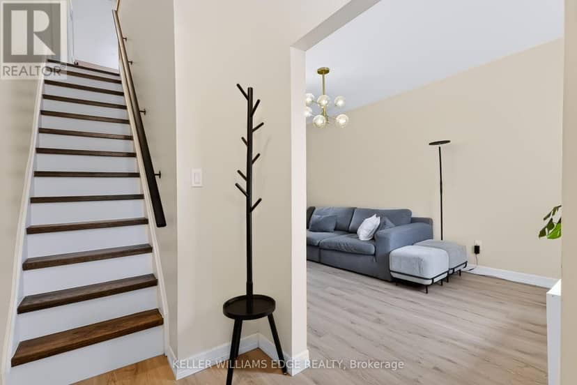 34 Baillie Street — photo 15 of 35