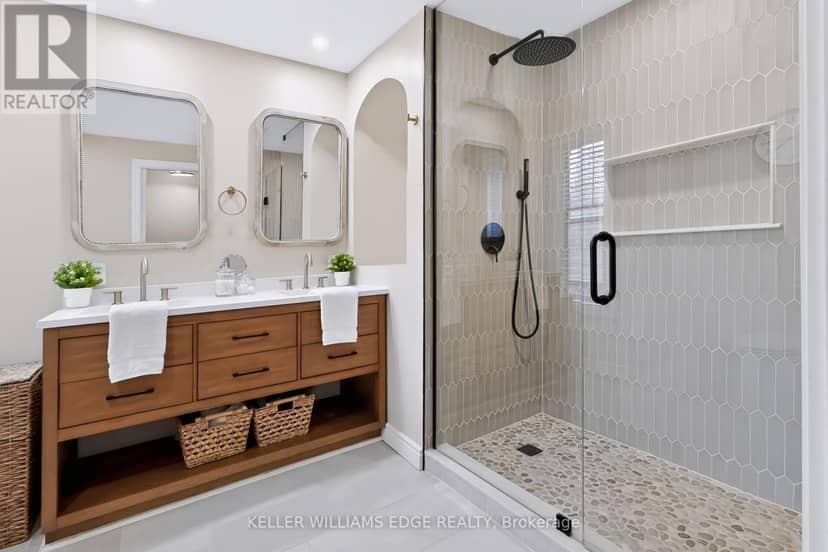 34 Baillie Street — photo 22 of 35