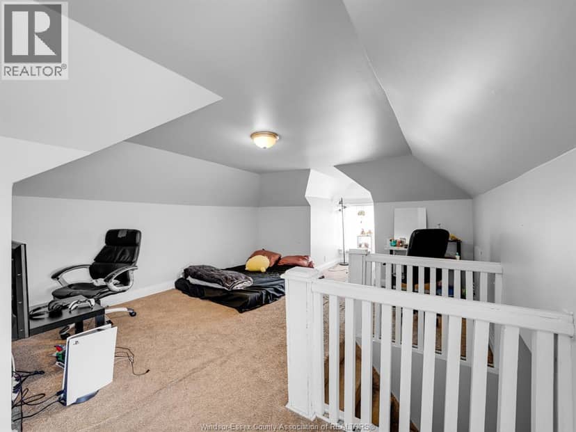 3329 Sandwich Street — photo 23 of 40
