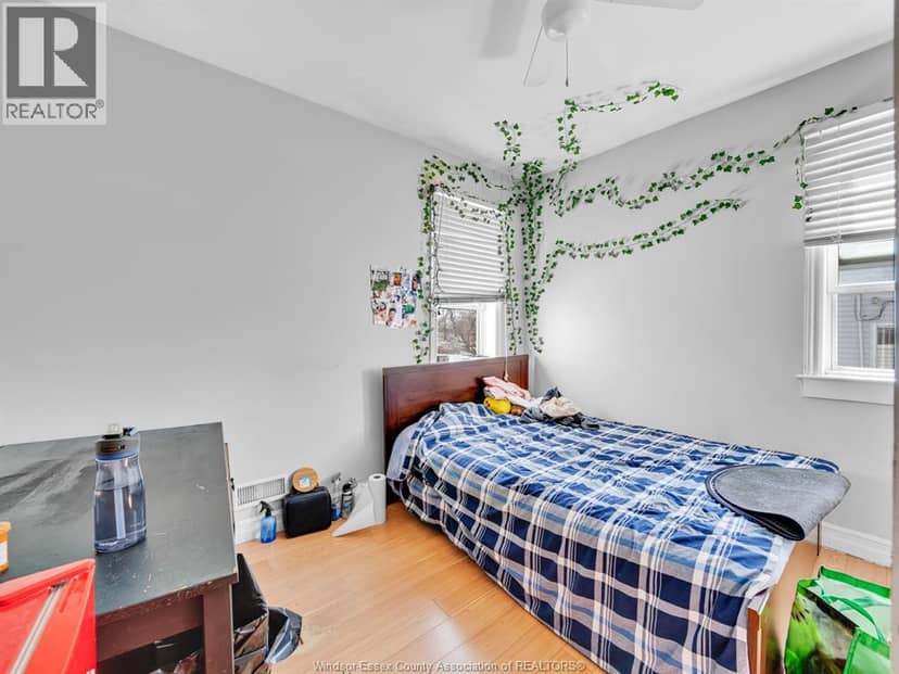 3329 Sandwich Street — photo 19 of 40