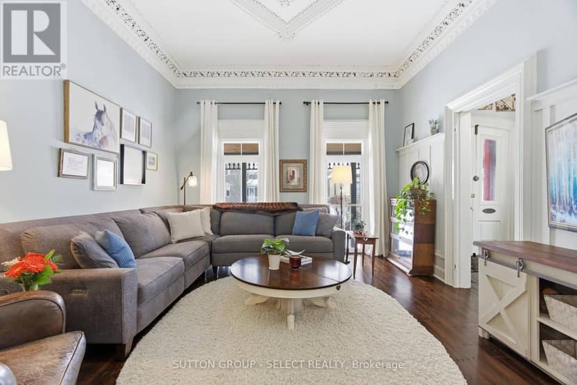 431 Albert Street — photo 8 of 40