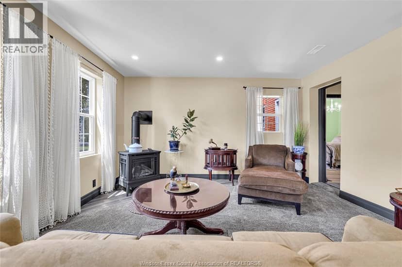 458 COUNTY RD 34 West — photo 12 of 40