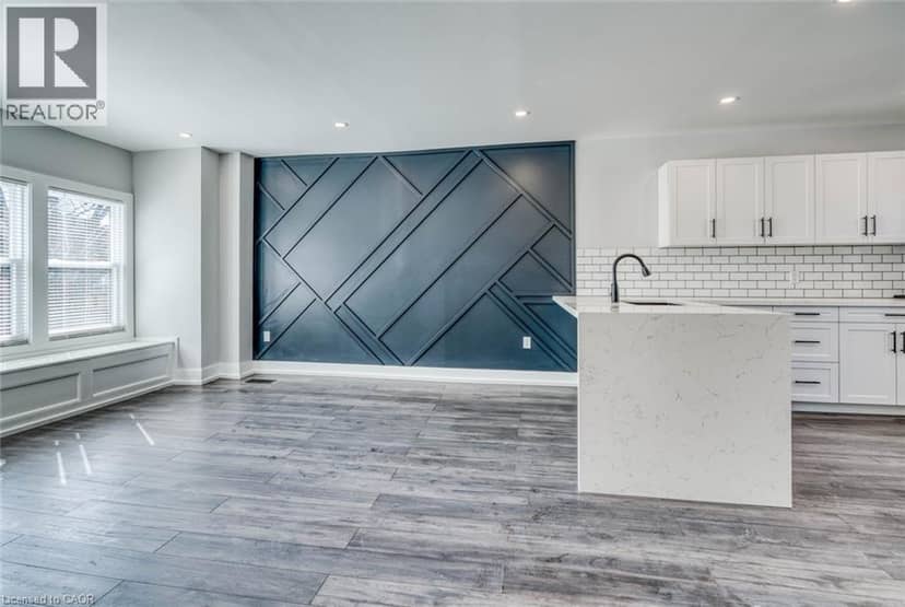 23 GIBSON Avenue — photo 12 of 27