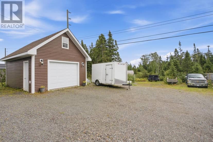 56 Bondar Street — photo 35 of 40