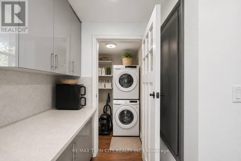 980 Ritson Road N, Oshawa, photo 8