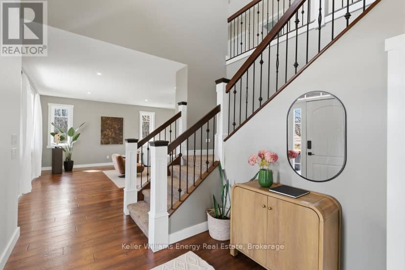 190 Lakeshore Road — photo 5 of 40