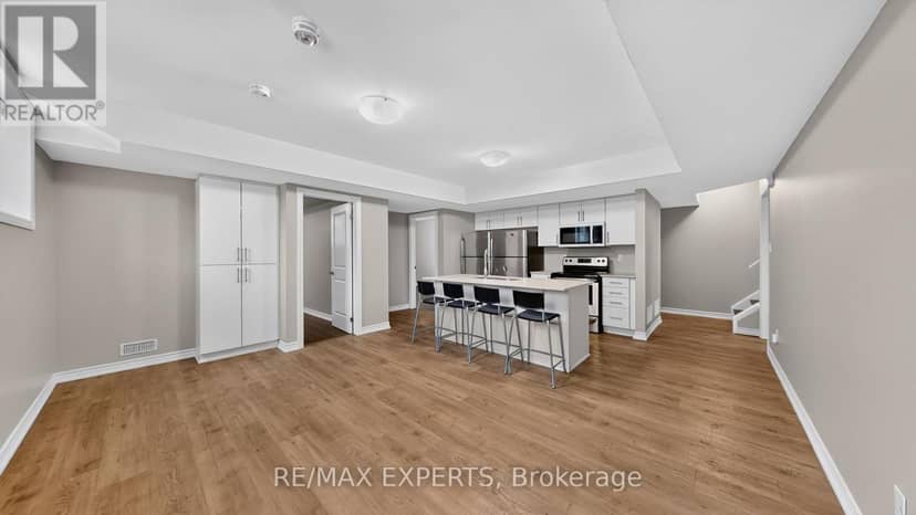 13 - 246 Penetanguishene Road — photo 13 of 37