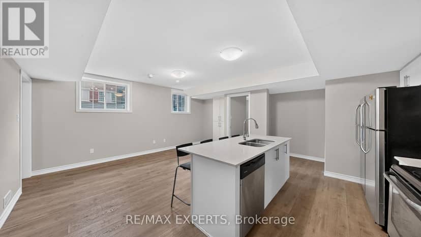 13 - 246 Penetanguishene Road — photo 29 of 37