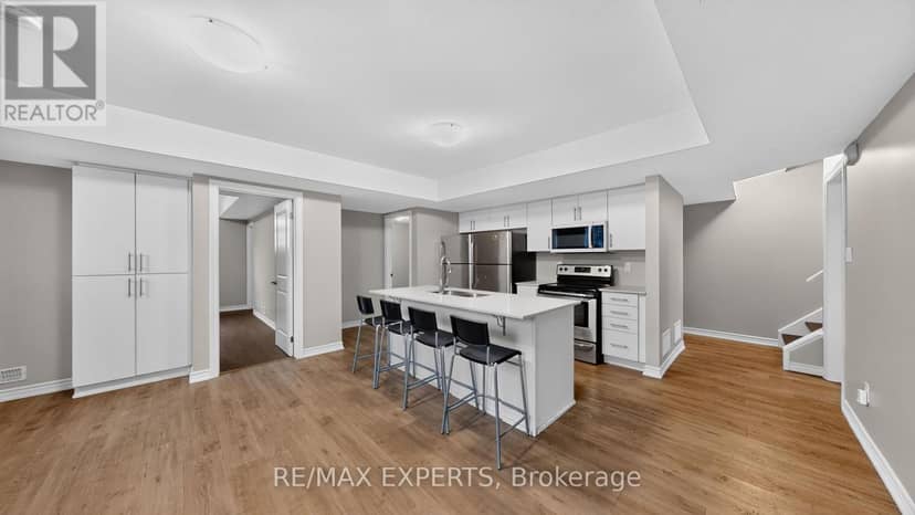 13 - 246 Penetanguishene Road — photo 31 of 37