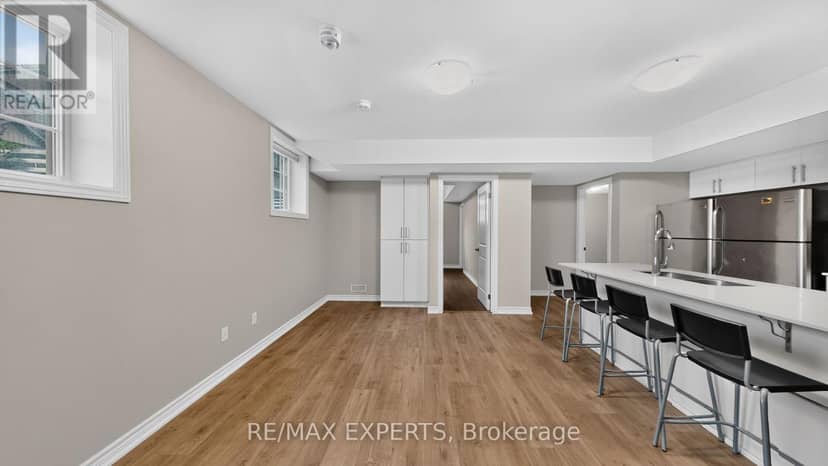 13 - 246 Penetanguishene Road — photo 32 of 37