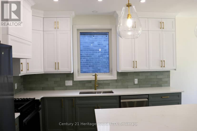 8890 Angie Drive — photo 15 of 40