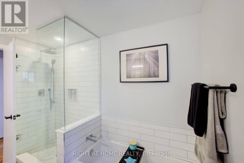32 Feltre Avenue — photo 16 of 28