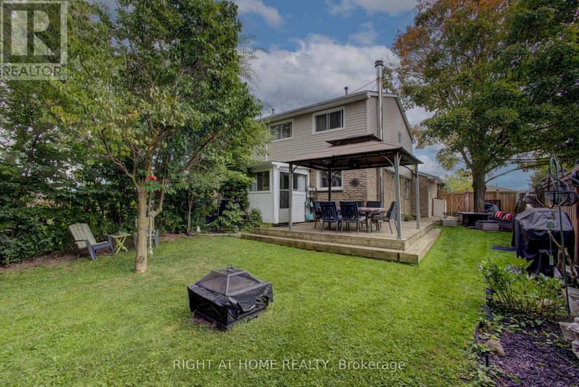 32 Feltre Avenue — photo 21 of 28