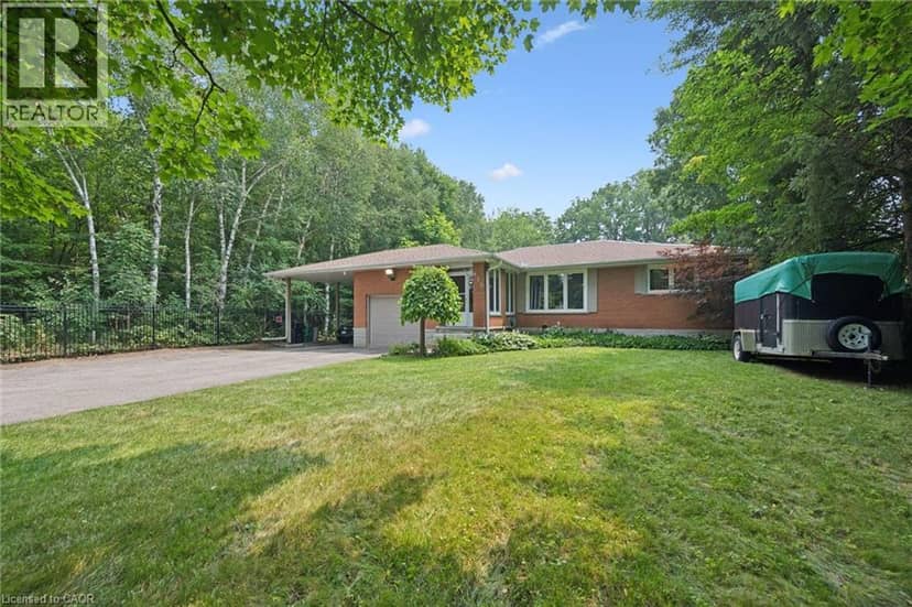 410 AVENUE Road — photo 2 of 40