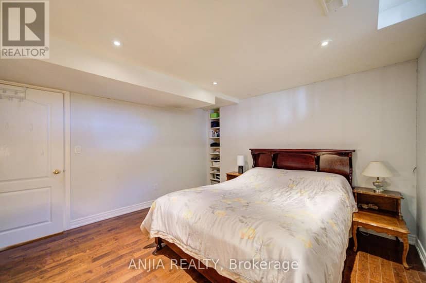 38 Harper's Gate Way — photo 37 of 40