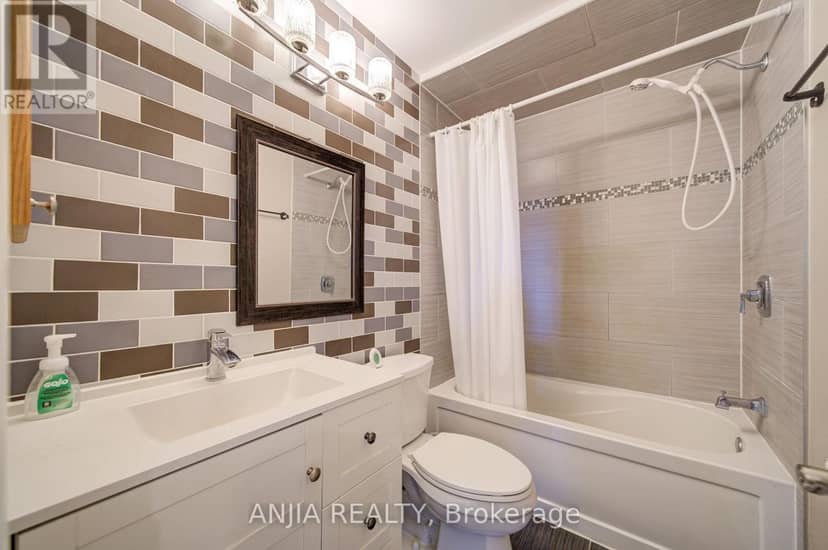 38 Harper's Gate Way — photo 24 of 40