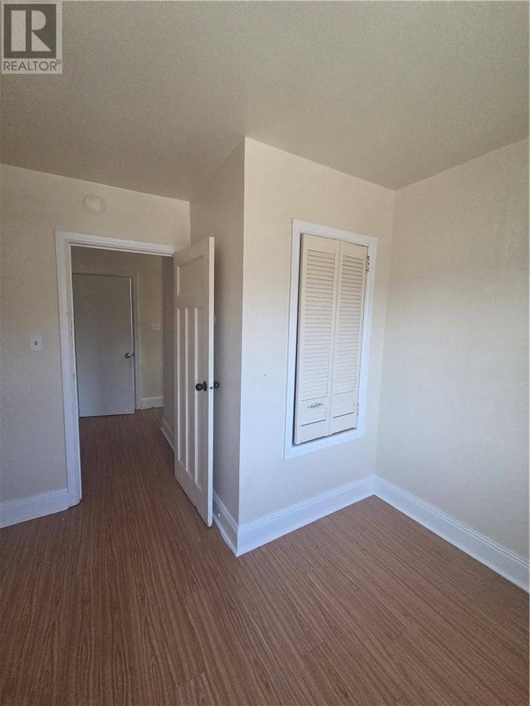 238-240 Van Horne Street — photo 13 of 20
