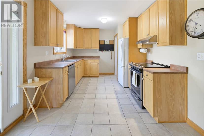 176 Cranbrook — photo 4 of 35