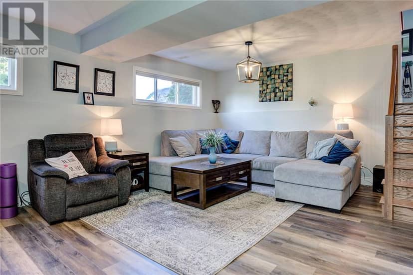 253 Francis Street — photo 18 of 29