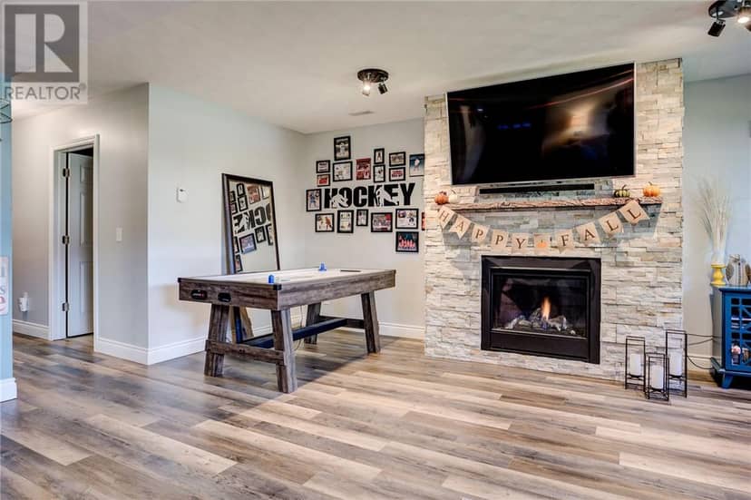 253 Francis Street — photo 19 of 29