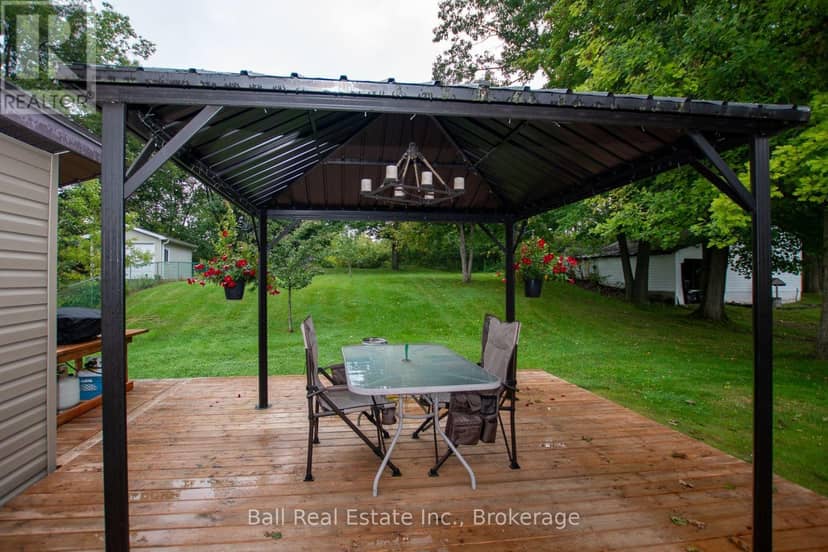 14 Thomas Street — photo 4 of 34