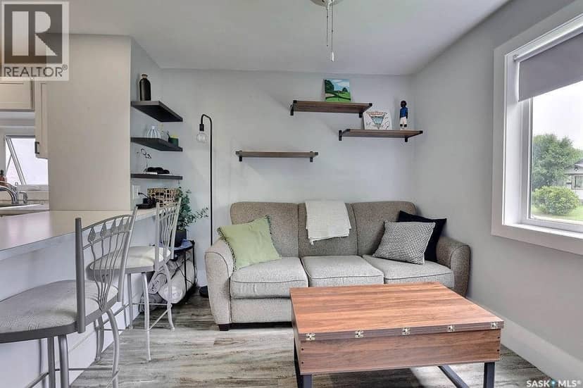 2136 McAra STREET — photo 11 of 28