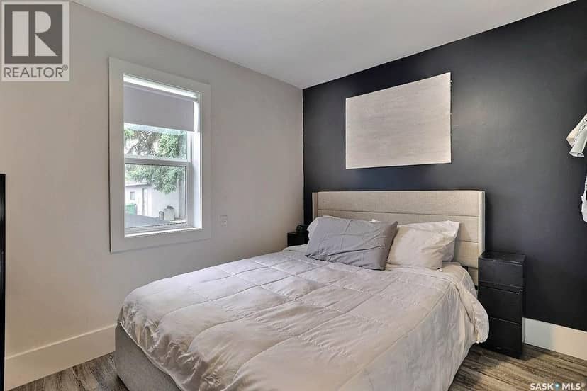 2136 McAra STREET — photo 12 of 28