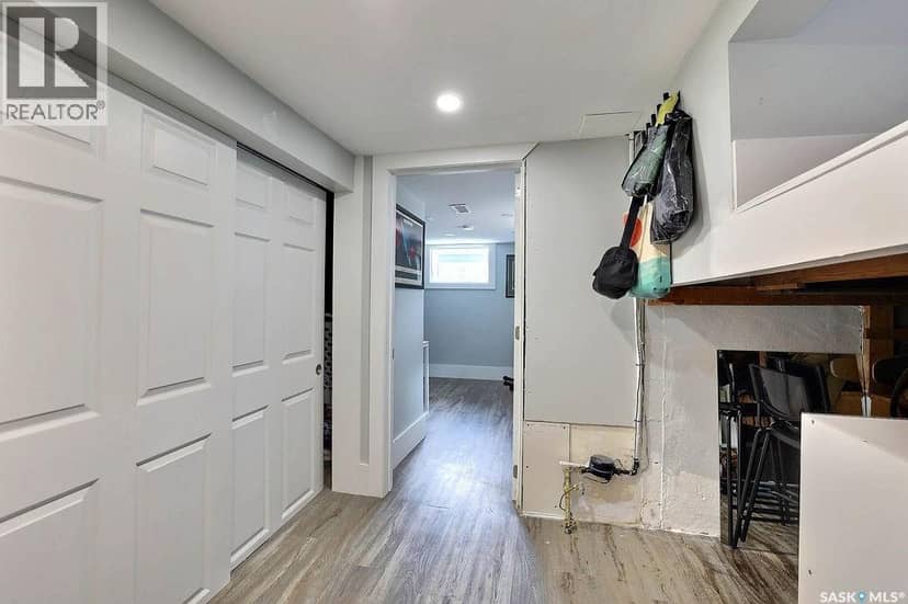 2136 McAra STREET — photo 20 of 28